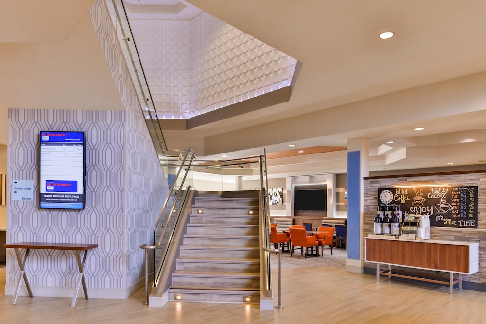 Holiday Inn Express & Suites Elk Grove Central Hwy 99 by IHG - photo 64