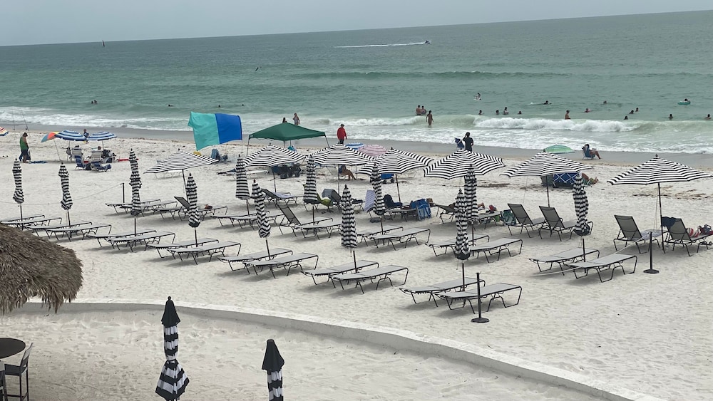 Tropic Isle Beach Resort - photo 9