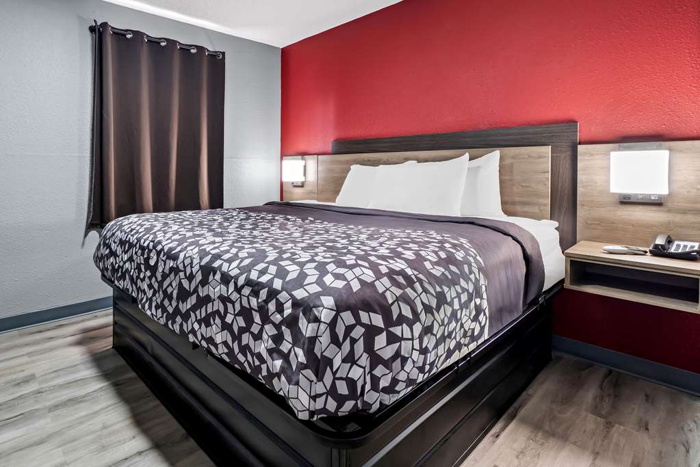 Econo lodge Kennett - photo 33