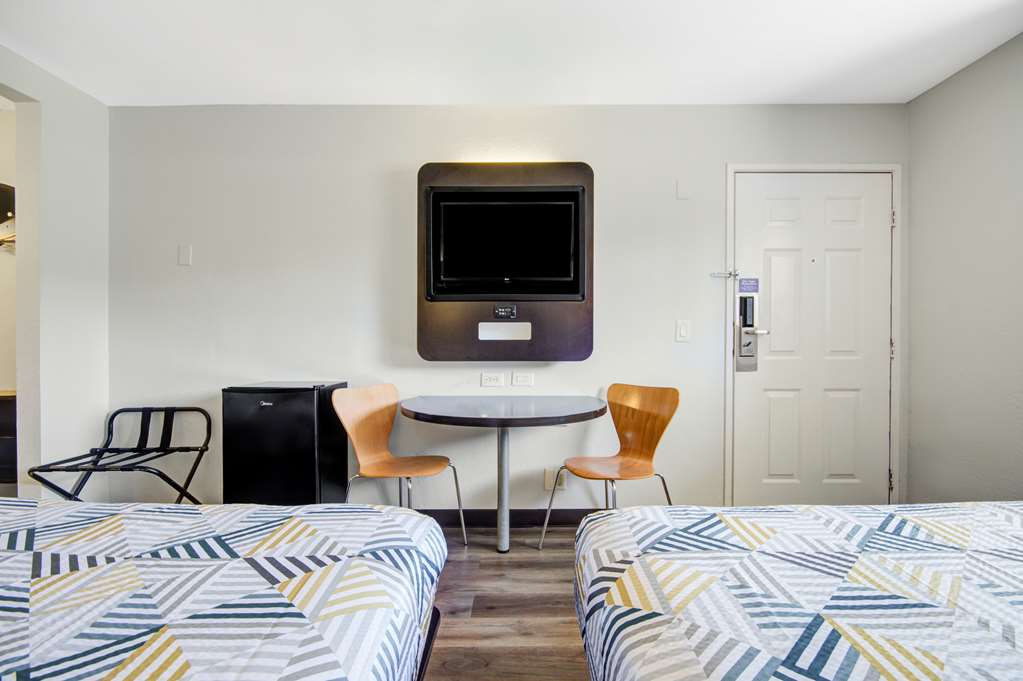 Motel 6 San Jose CA Airport - photo 21