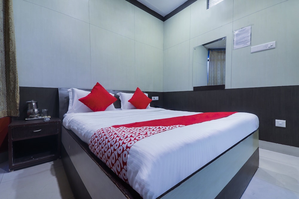 Hotel O Golden Peak in Shillong, India