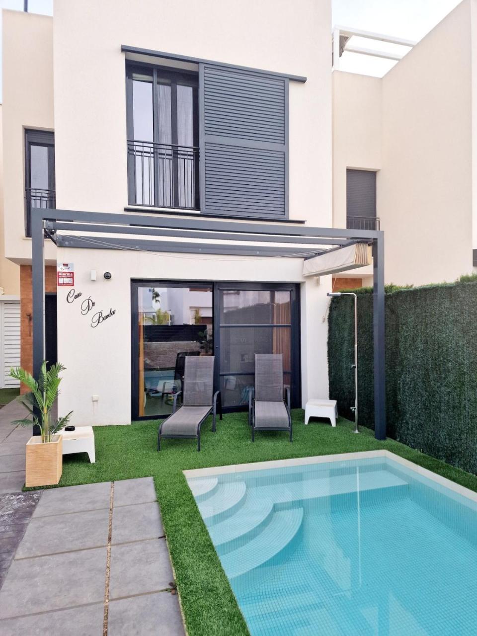 Case de Bamboo - carbon neutral hotel in Benijofar