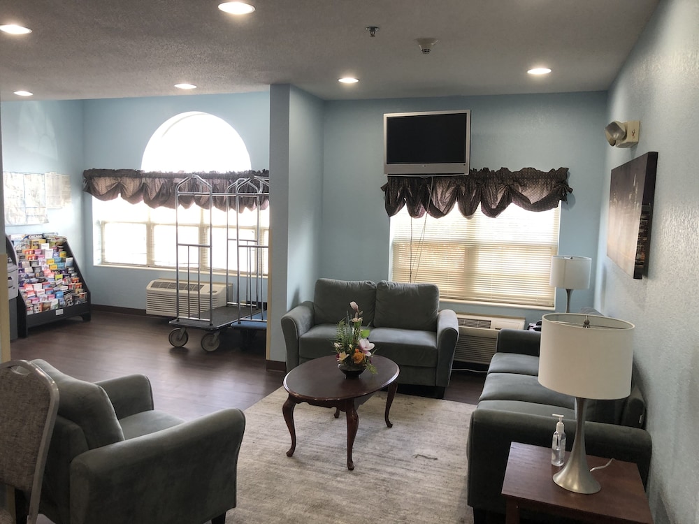 Red Lion Inn & Suites Elk Grove Village - photo 23