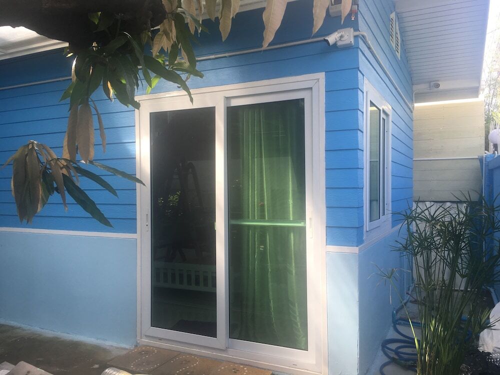 Ruean Mai Hom Hostel