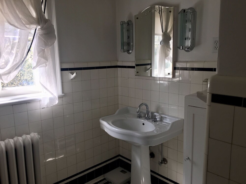 The Villa Bed & Breakfast - photo 41