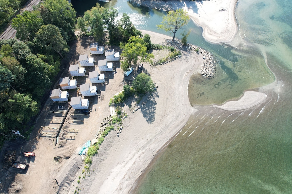 Hideaway Bay Resort - last minute hotel in Silver Creek