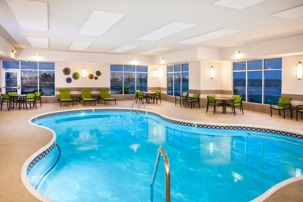 Holiday Inn Express & Suites Litchfield West by IHG - photo 22