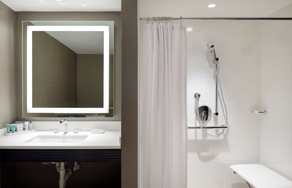 Hilton Woodland Hills Los Angeles - photo 28