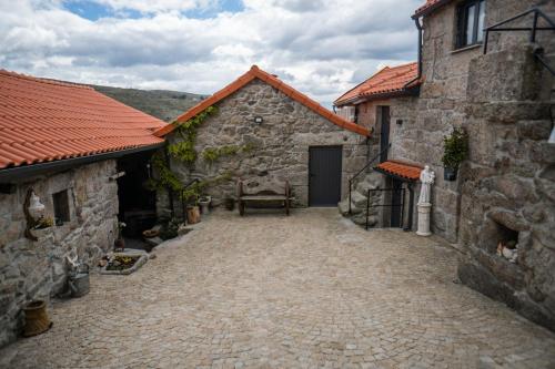 Refúgio Nariz do Mundo — 4-Star Luxury Hotel in Cabeceiras De Basto, Portugal