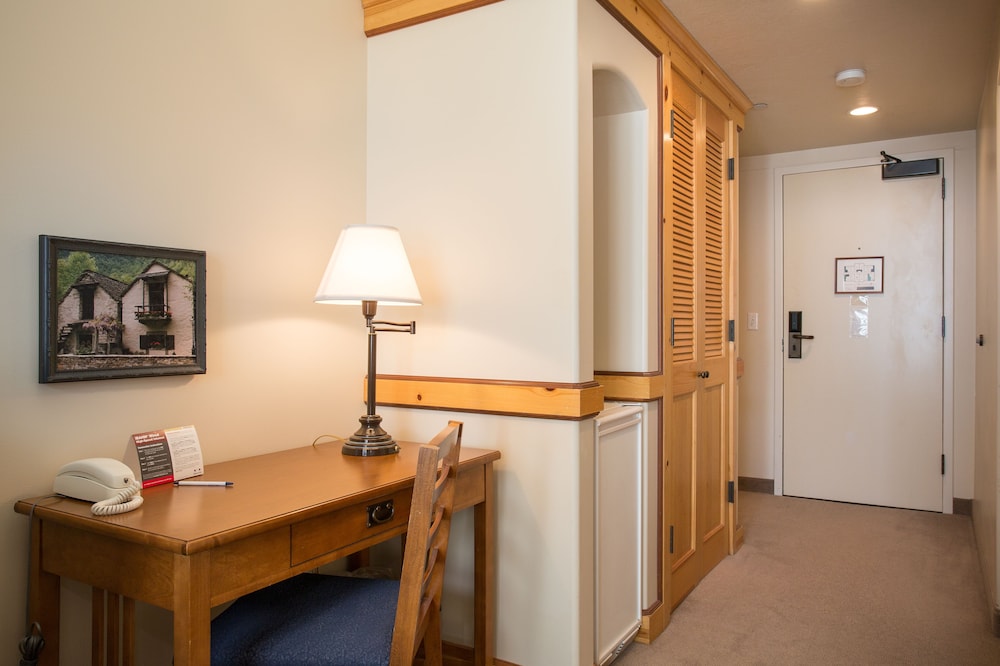 The Inn at Solitude - photo 15