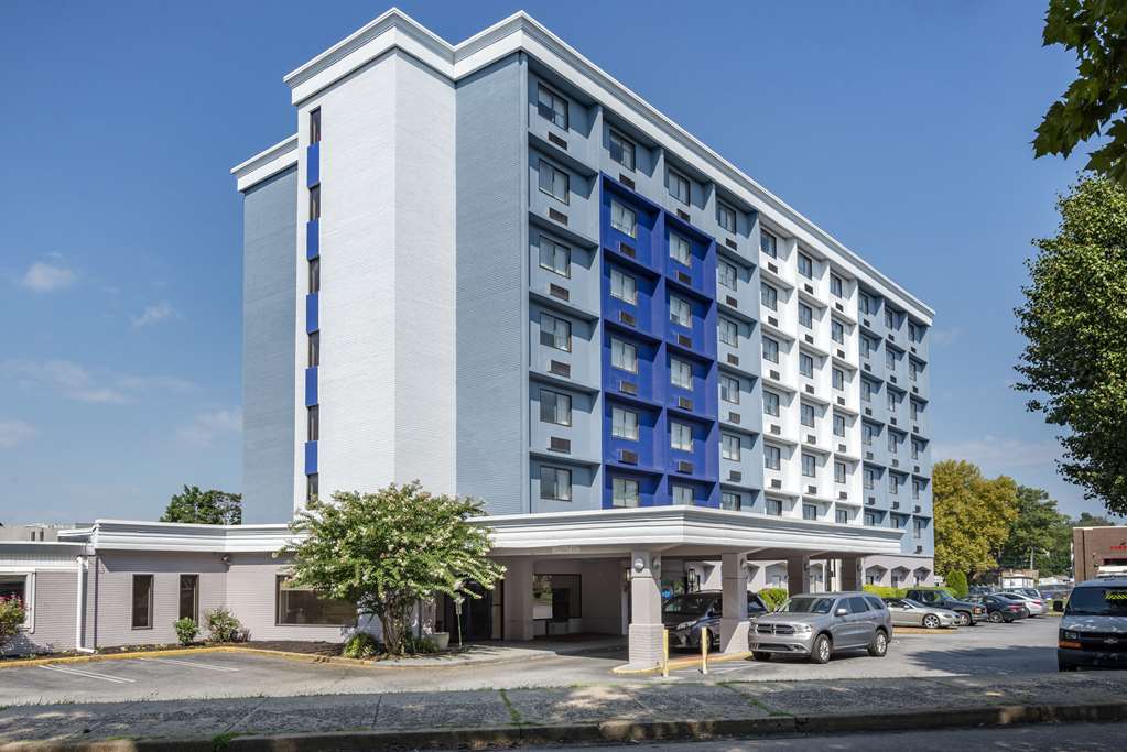 Comfort Inn Philadelphia International Airport — hotel in Chester