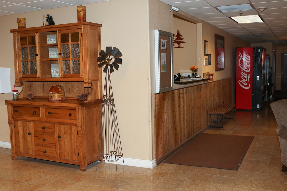 Travelodge by Wyndham Gillette - photo 4