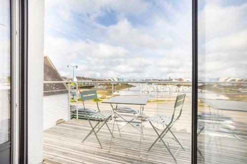 Ti Penn ar Porz Vue port in Treffiagat, France