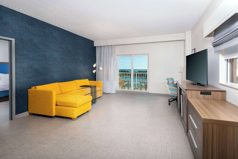 Hampton Inn & Suites Clearwater Beach - photo 26