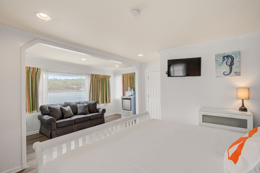 Beachwalk - photo 25