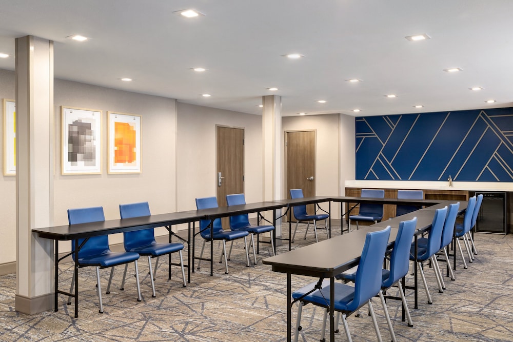 Holiday Inn Express Bowling Green by IHG - photo 27