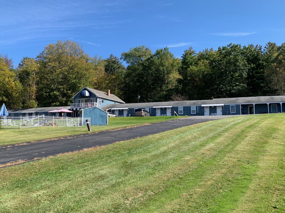 American Inn Lee - featured photo