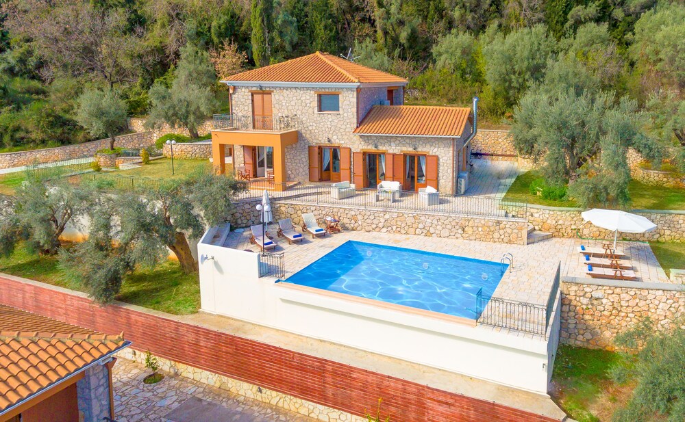 Villa Galini — 4-Star Luxury Hotel in Periyiali, Greece
