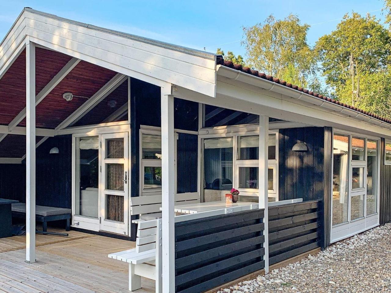 4 person holiday home in Oksbøl By Traum — 4-Star Luxury Hotel in Oksbol, Denmark
