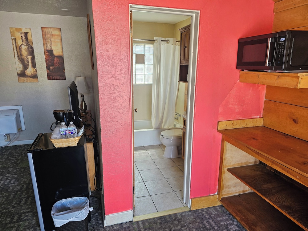 Two Rivers Inn - photo 12