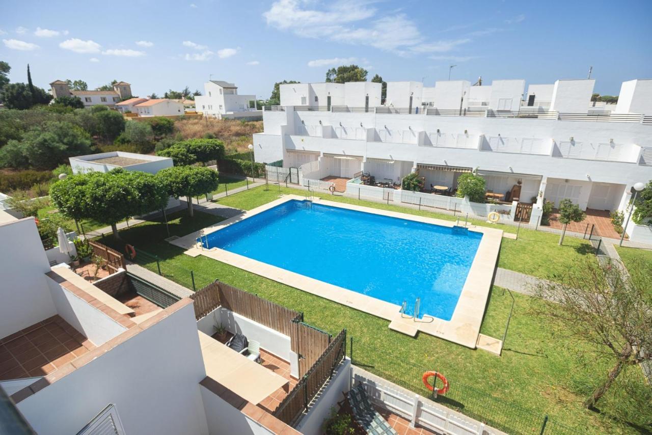 La Casa de la Dehesa Sólo Familias — 4-Star Luxury Hotel in Conil De La Frontera, Spain