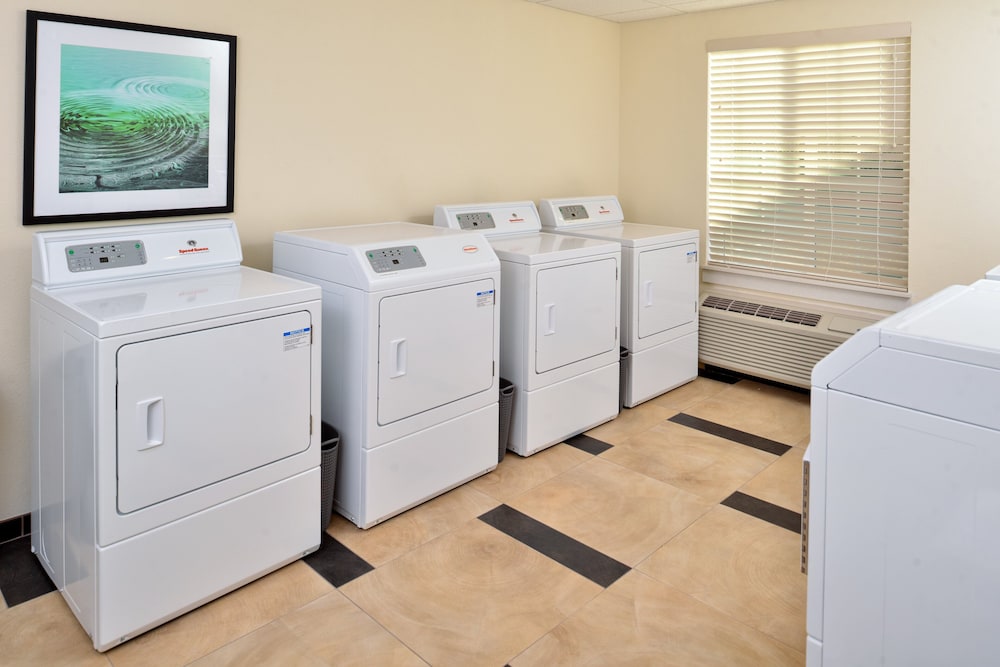 Candlewood Suites Lodi by IHG - photo 22