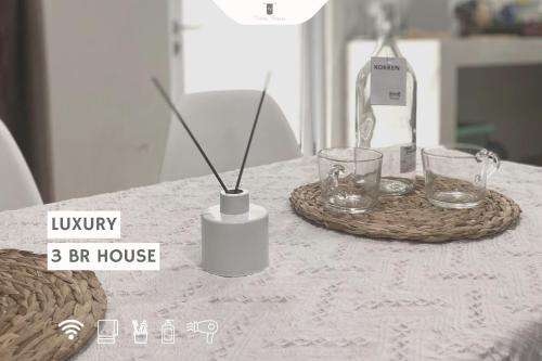 Verse House — 4-Star Luxury Hotel in Pontianak, Indonesia