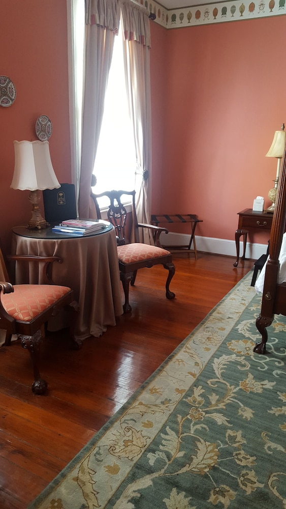 Barksdale House Inn - photo 6