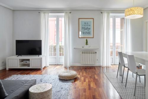 Always Easy Escolta Real in San Sebastian, Spain