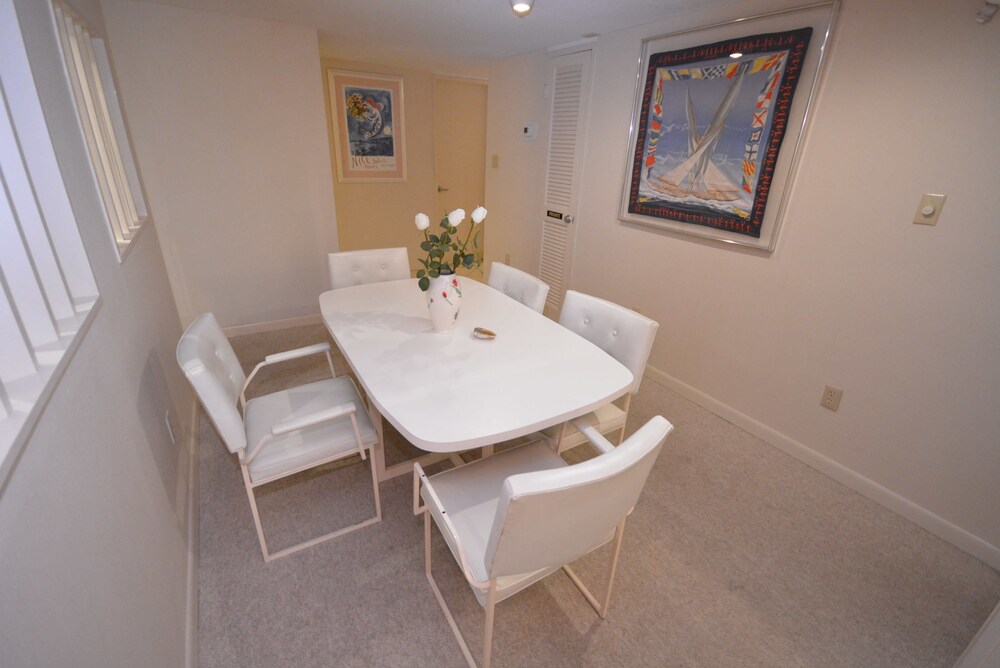 Covington Towers 103 2 Br Condo - photo 10