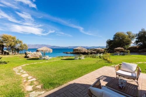Harmony Villa — 4-Star Luxury Hotel in None, Greece