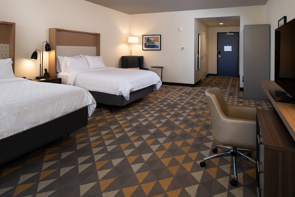 Holiday Inn & Suites Idaho Falls by IHG - photo 11