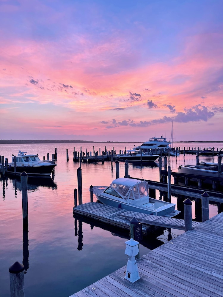 EHP Resort & Marina - photo 81