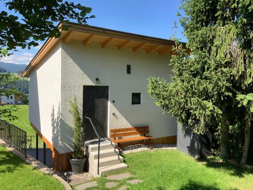 Das Baumhaus - carbon neutral hotel in Unknown City
