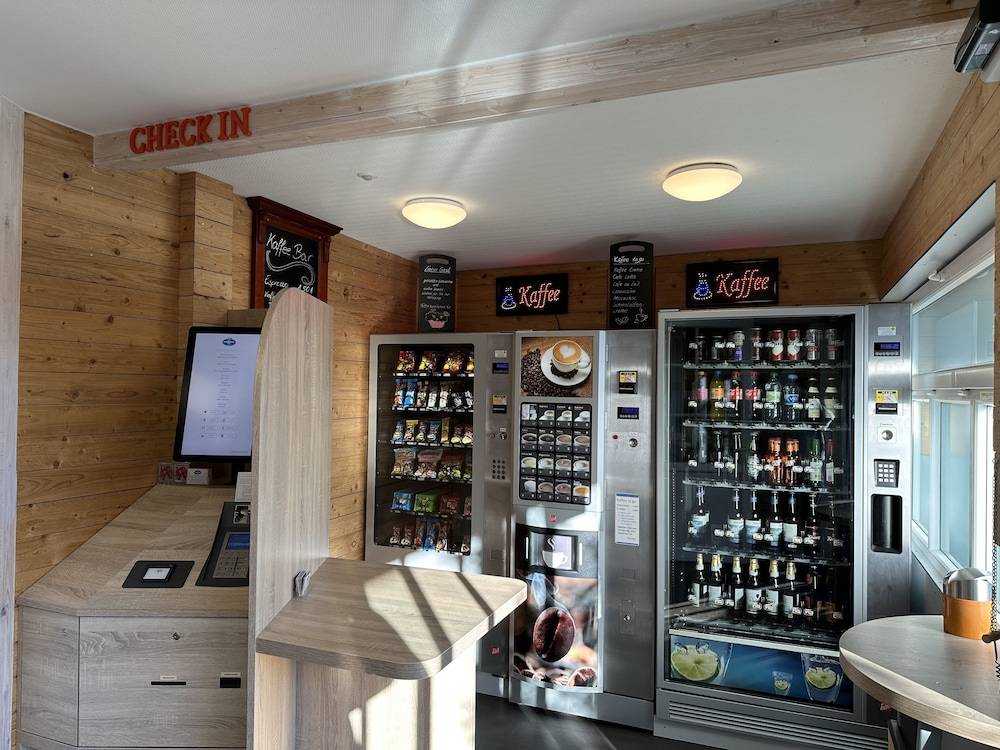 Check-in/check-out kiosk