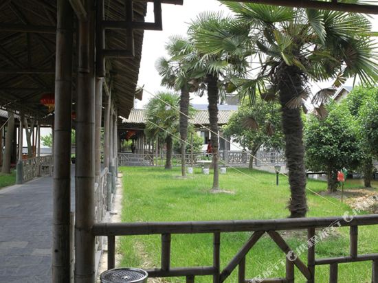 HeFengXiYu Resort - last minute hotel in Shanghai