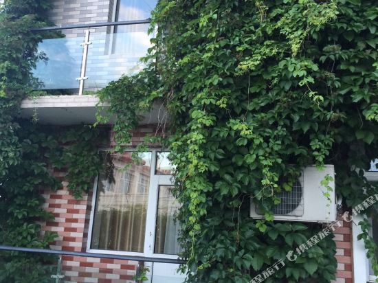 Beimen Waterfall Business Hotel in Ning'an, People's Republic of China