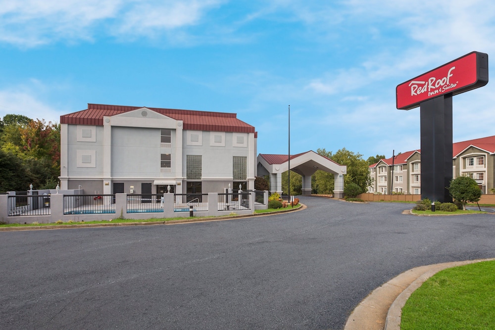 Red Roof Inn & Suites Newnan - photo 30