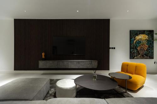 The VVS Apartments — 4-Star Luxury Hotel in Accra, Ghana