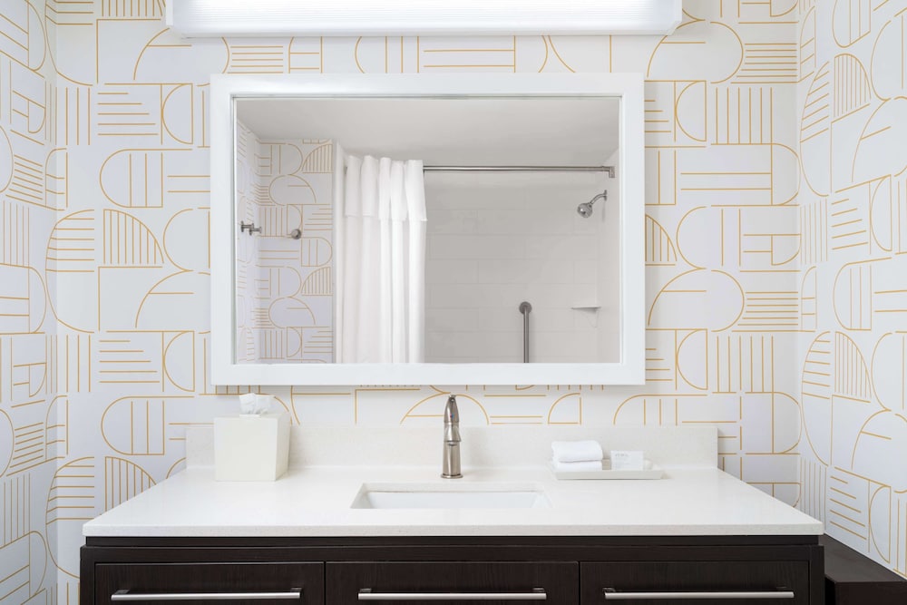 Home2 Suites by Hilton Miramar FT. Lauderdale - photo 22