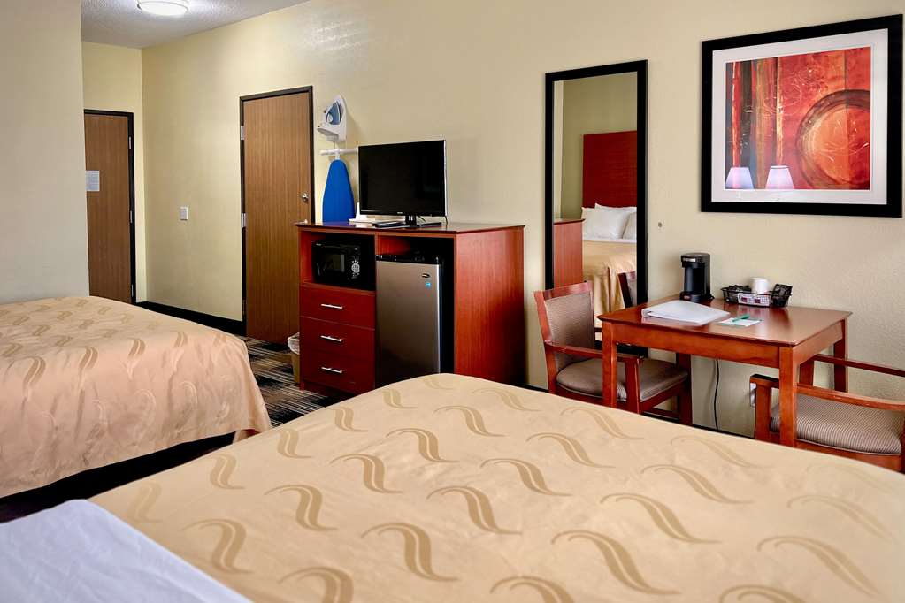 Comfort Inn and Suites Wisconsin Dells Downtown Area Newly Renovated 2026 - photo 36