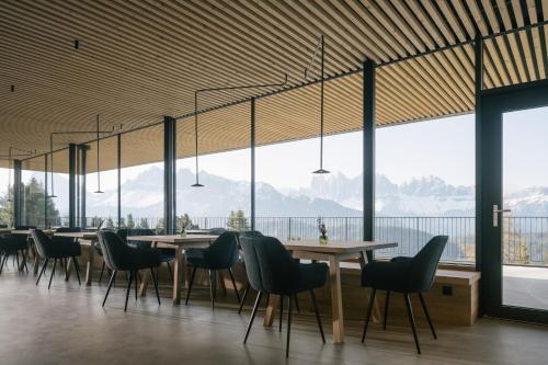 Anders Mountain Suites 4 — 4-Star Luxury Hotel in Bressanone, Italy