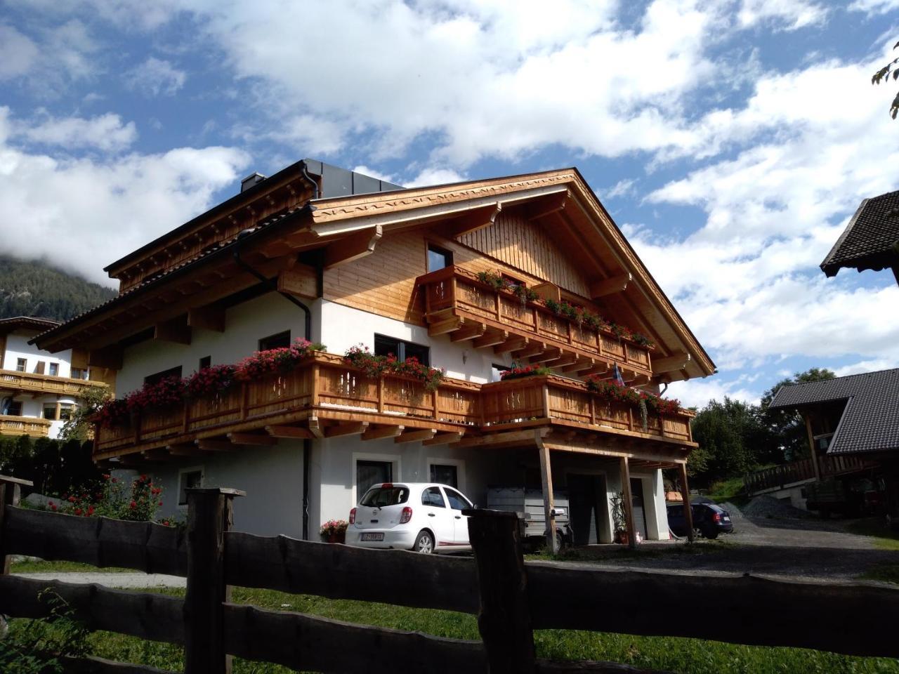 Oberrollerhof — Virgen