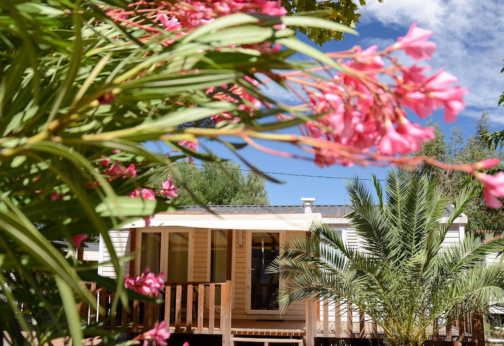 Camping Maïana Resort in Montpellier, France