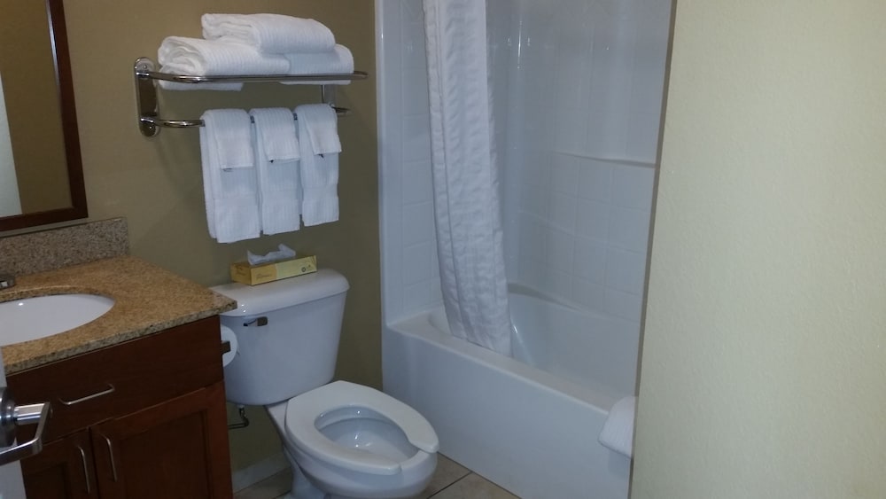 Candlewood Suites Hot Springs by IHG - photo 22