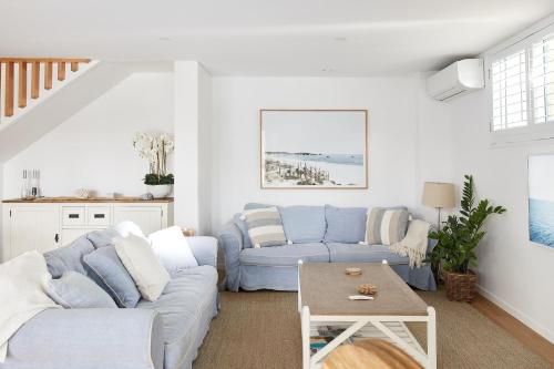 Arabella 2 bedroom holiday house Nelson Bay — 4-Star Luxury Hotel in Nelson Bay, Australia