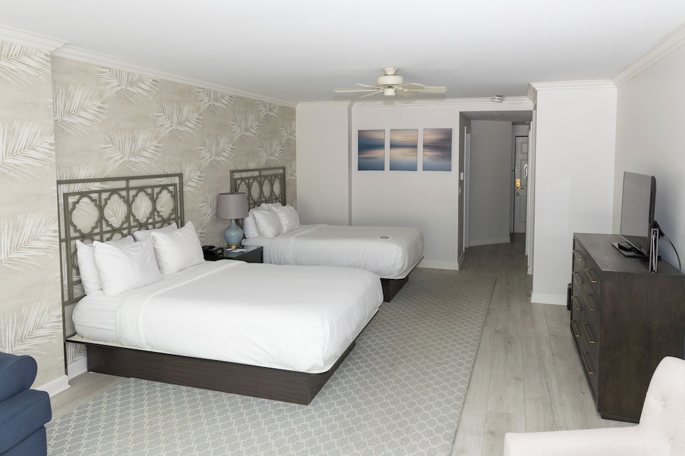 The Geneva Inn - photo 29