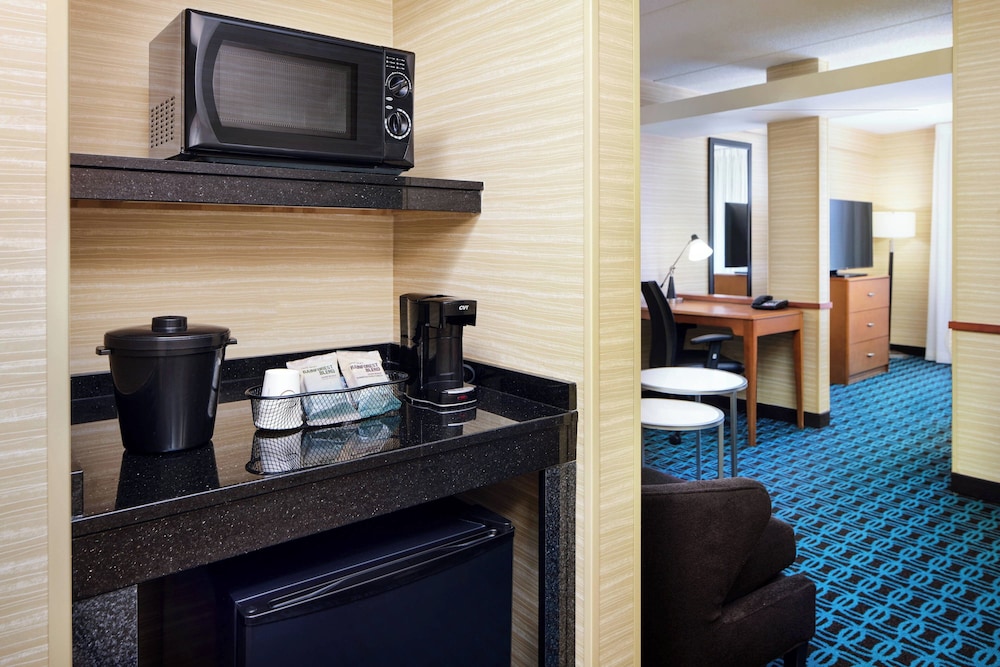 Fairfield Inn & Suites by Marriott Plainville - photo 17