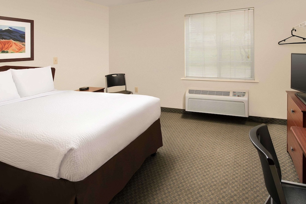 WoodSpring Suites Waco near University - photo 8