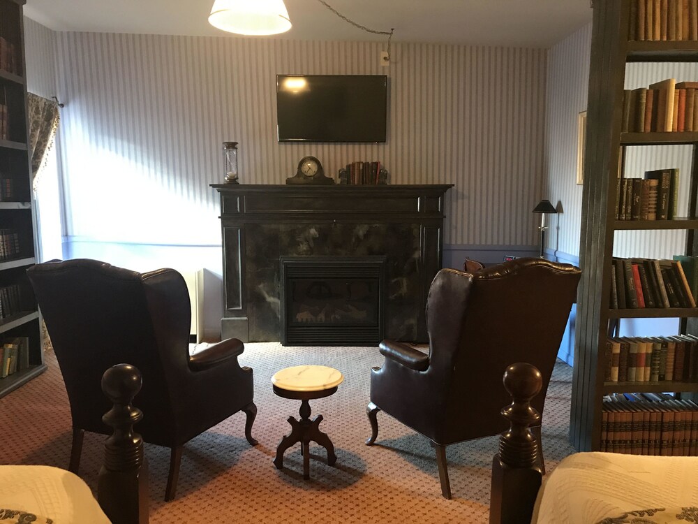 The Charles Inn at Vacationland Inns - photo 68